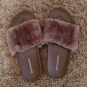 Steve Madden Slides